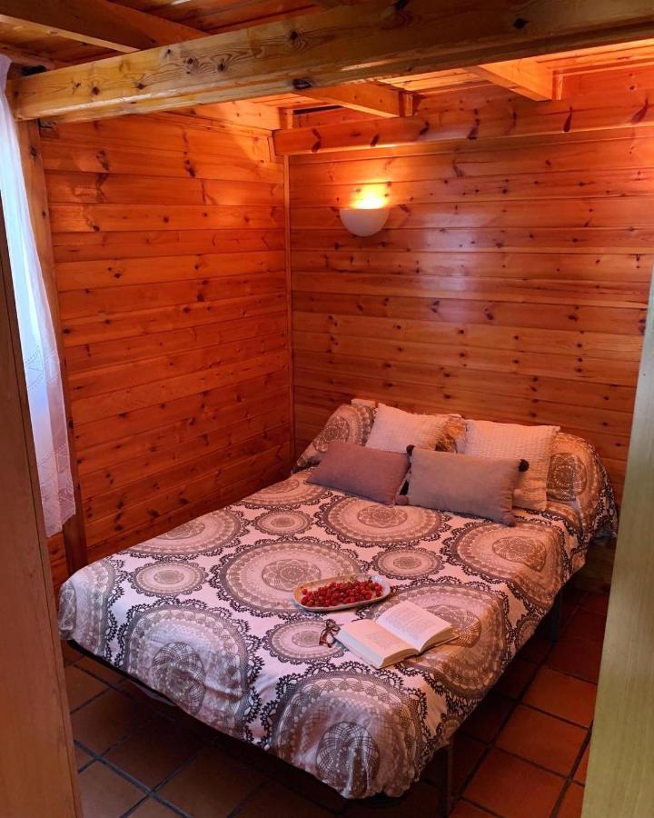 Camping Oliana מראה חיצוני תמונה